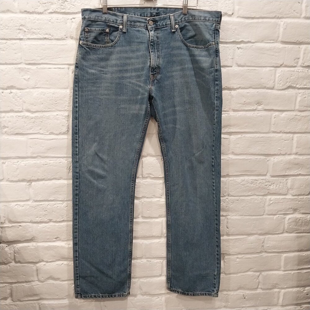 Levis 559 Jeans Mens 38x34 Blue Loose Fit Straight Medium Wash Denim Whiskered
